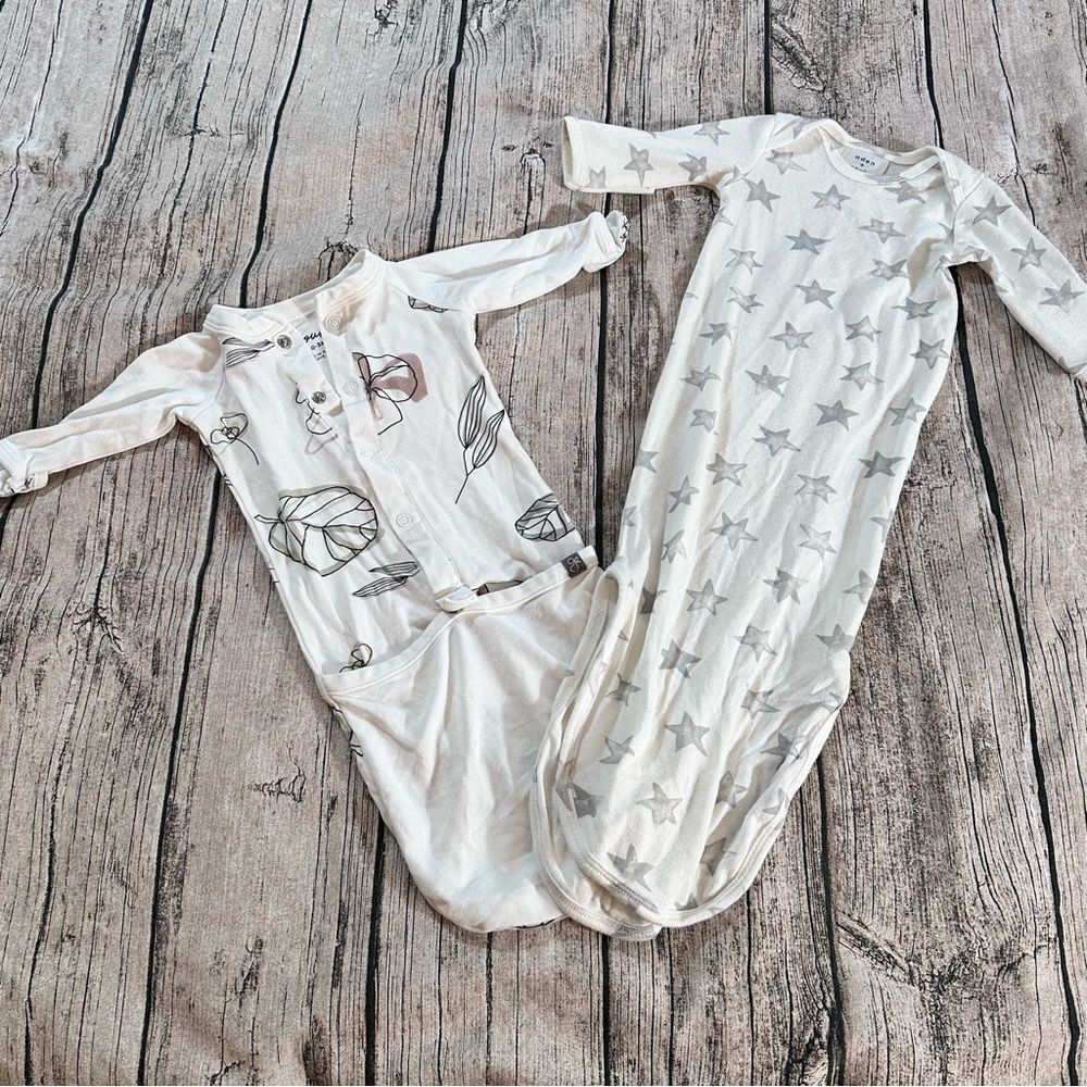 Lot of 2 Unisex White Baby Sleep Gowns; Goumi & Aden + Anais Bith Size 0-3